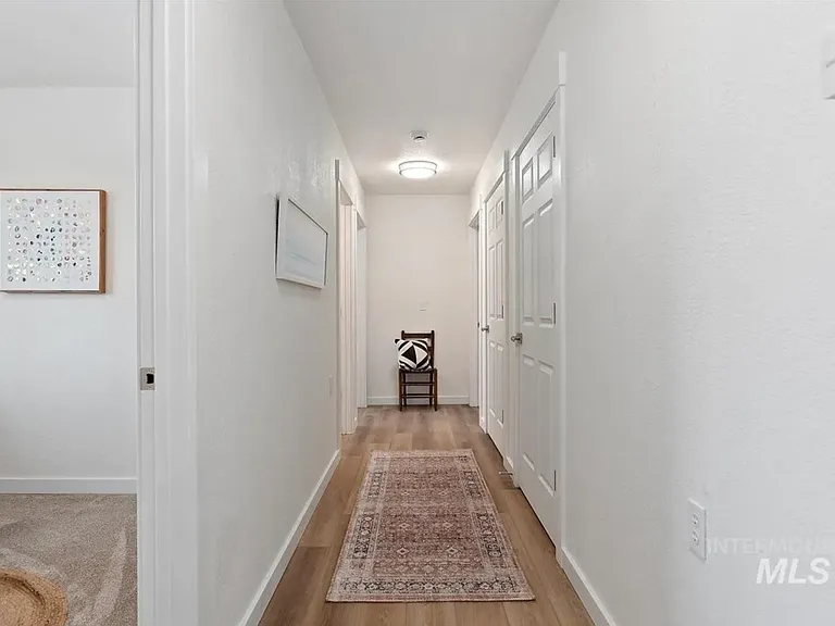 139 Goodall St — Photo 6