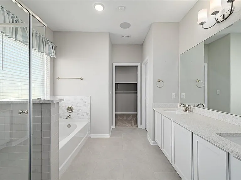 16905 Casanova Ave — Photo 20