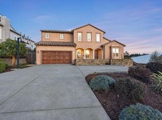 3718 Crown Hill Drive, Santa Rosa, CA 95404