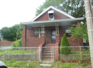 2304 Palm St, Saint Louis, MO 63107