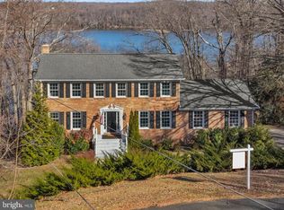 6 Skyview Ct, Stafford, VA 22554