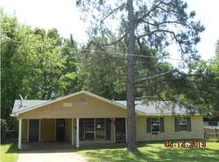 462 W Hill Dr, Jackson, MS 39209