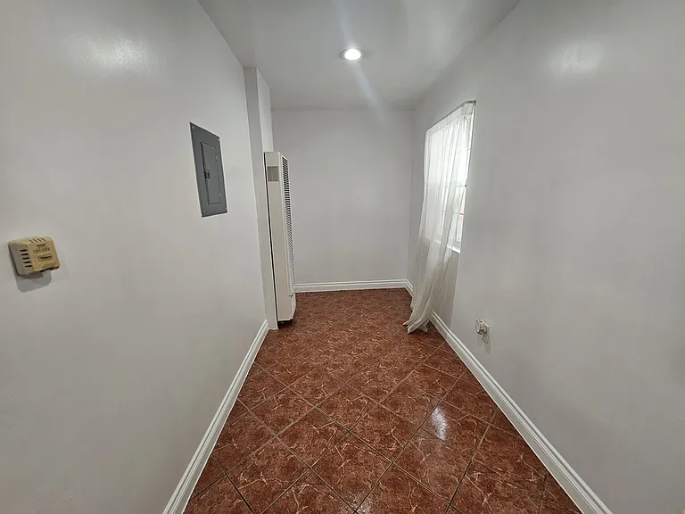 1107 S Central Ave #C — Photo 14