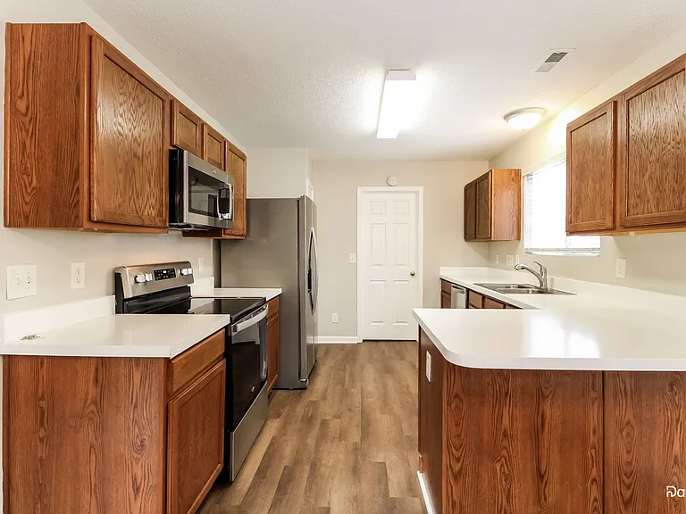 4312 Creekdale Dr — Photo 4