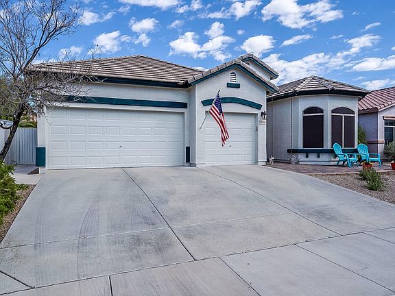 3 CAR GARAGE W/5FT EXT