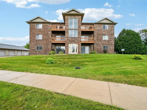 600 Colton Cir NE Unit 5, Cedar Rapids, IA 52402