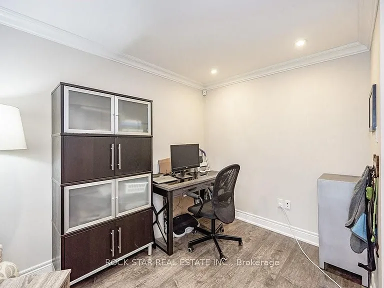 11 Aterno Dr — Photo 14