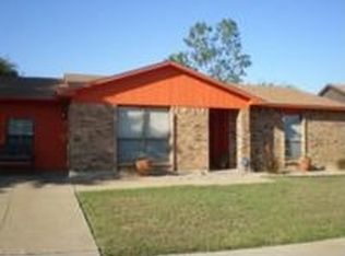 6921 Sunflower Cir S, Fort Worth, TX 76120