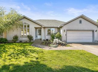 951 Peachwood Ct, Medford, OR 97501