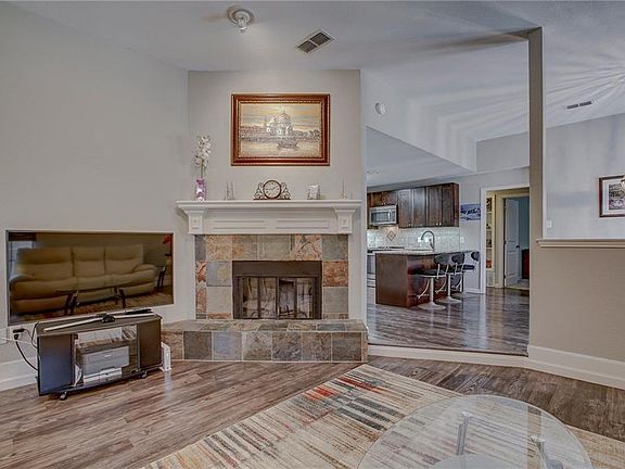 4th image of 1402 Briarcrest Dr