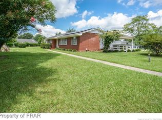 1466 Acacia Dr, Fayetteville, NC 28314