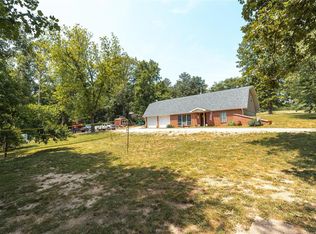 15760 Bay Rd, Eminence, MO 65466