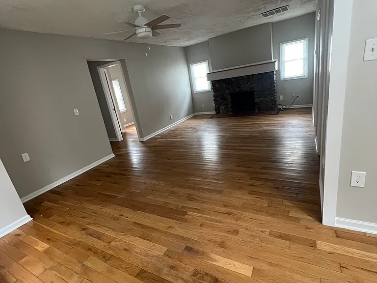 3955 Clubview Ave — Photo 7