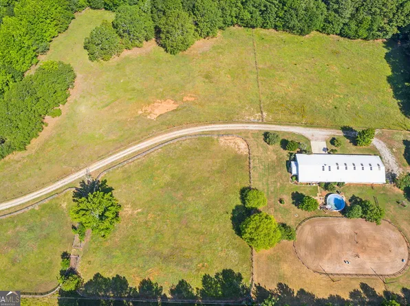 836 Hog Mountain Rd, Winder, GA 30680