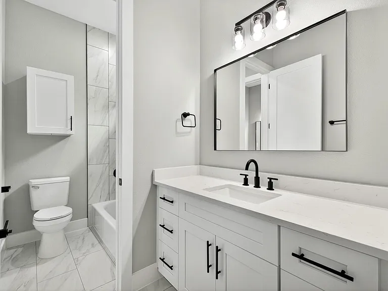 4517 Larch Ln — Photo 37