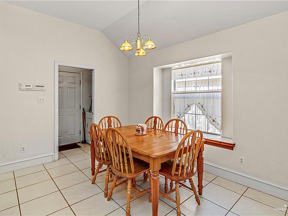 4th image of 6514 N 28th Ln