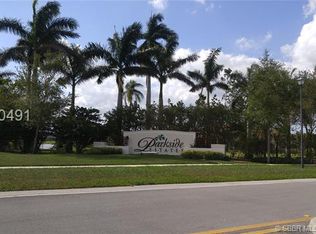 4435 Parkside Rd, Fort Lauderdale, FL 33328