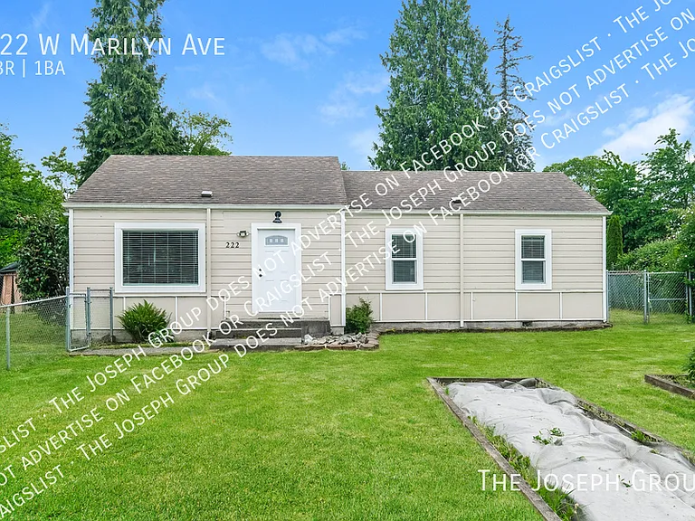222 W Marilyn Ave — Photo 1