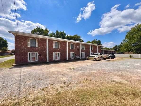 424 McLain St #3