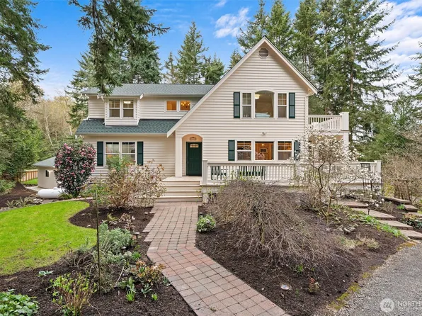 24801 Hillbend Lane NE, Kingston, WA 98346