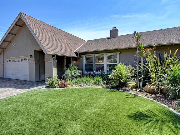 5th image of 9923 Helix Mont Dr