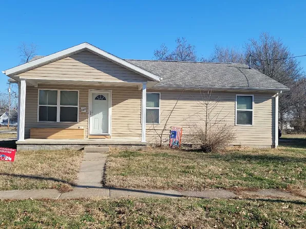 557 N Hickory St, Centralia, IL 62801