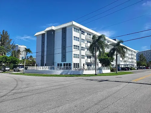 550 Bayshore Dr #104 Photo 1