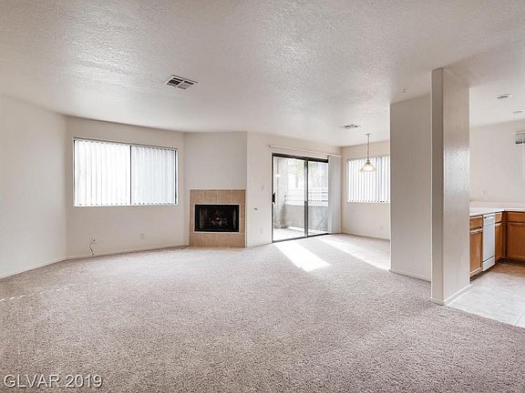 2nd image of 5066 S Rainbow Blvd Unit 102