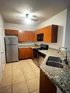 144 SW Peacock Blvd #23-204 — Photo 5