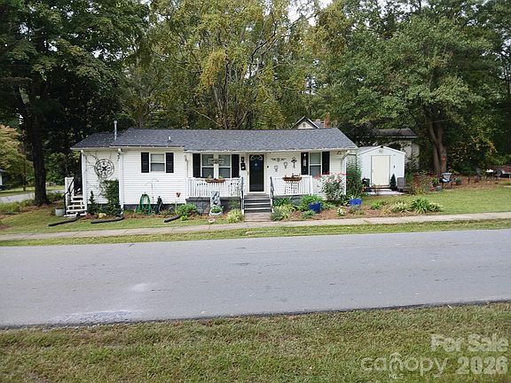 3rd image of 115 S Davis St