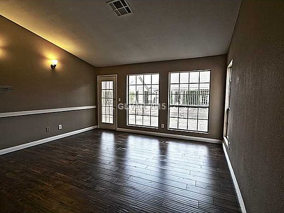 5th image of 5525 Port Barrington Way