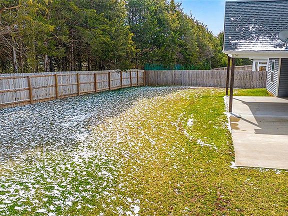 5th image of 16480 Talladega Dr
