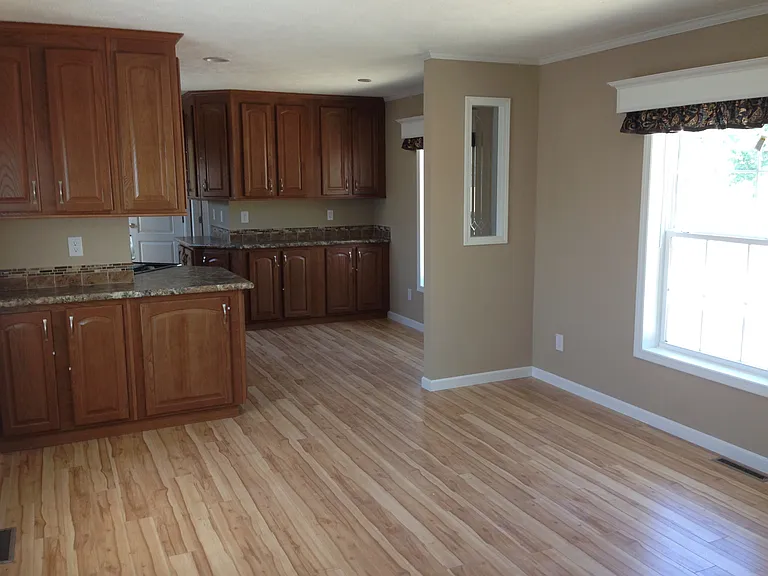 103 Main St #1-B — Photo 1