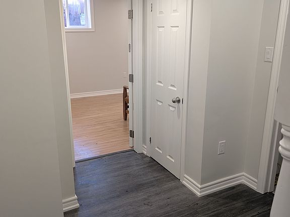 5th image of 31 Angus Dr #Basement