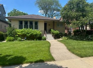 1105 N Euclid Ave, Oak Park, IL