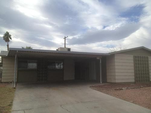 1st image of 2817 Palm Springs Way