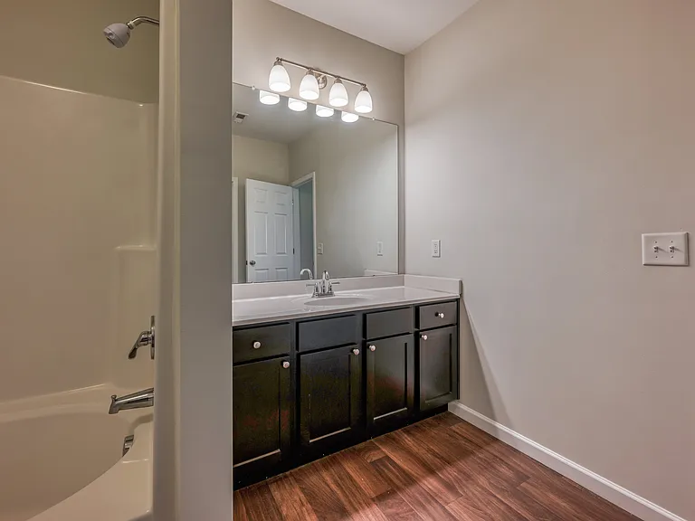 Reserve at Park West — Photo 21