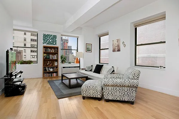 Rented by Keller Williams NYC | media 19