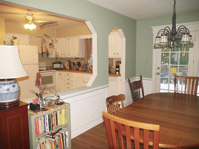 4th image of 104 SAND HILL Road