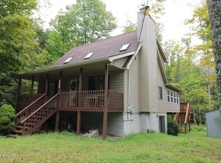 81 Woodridge Dr, Lake Ariel, PA 18436