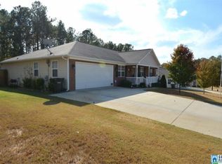 417 Twin Ridge Cir, Lincoln, AL 35096