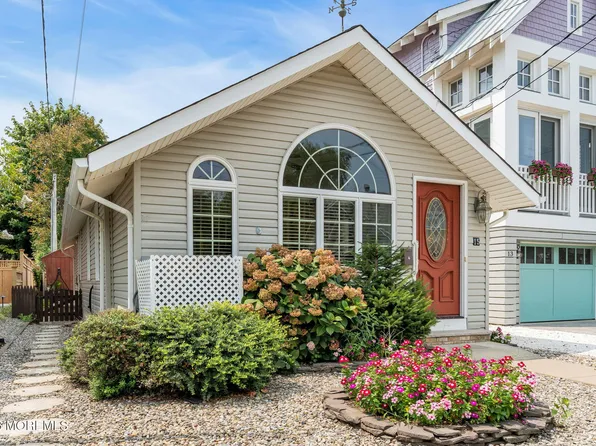 15 Ocean Avenue, Manasquan, NJ 08736