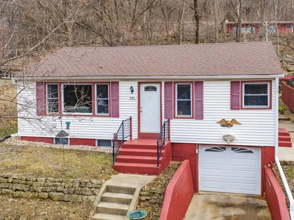 685 N Chestnut St, Richland Center, WI 53581