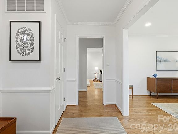 3rd image of 3623 Chevington Rd