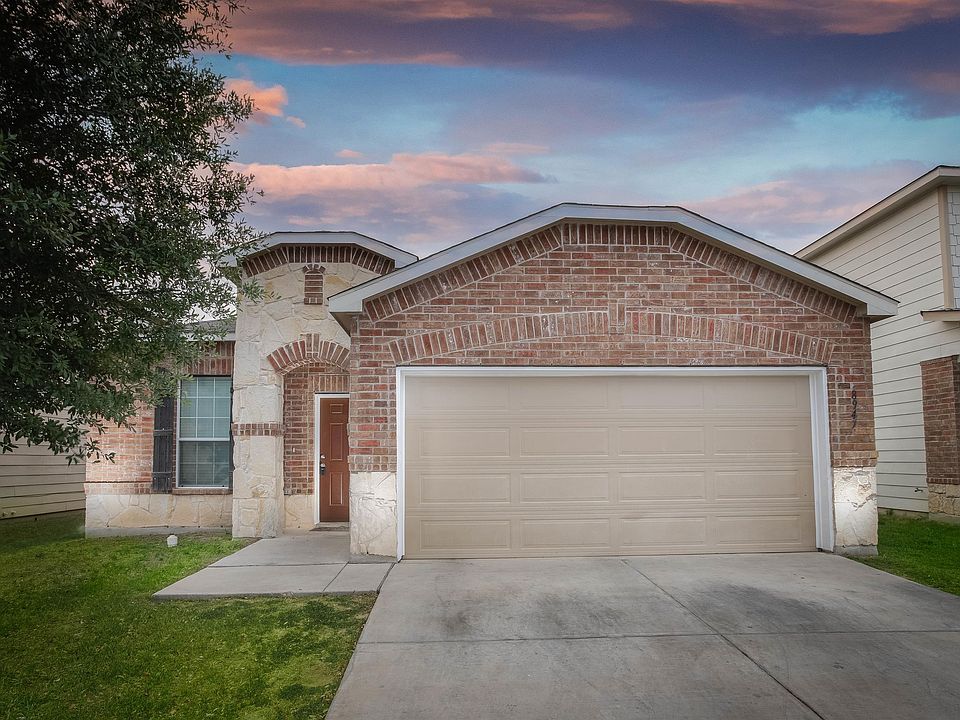 1st image of 8947 Oakwood Park
