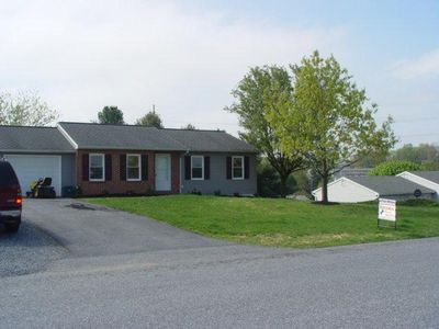 2330 Andrew Ave, Mount Joy, PA, 17552