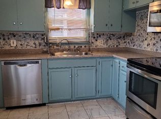 319 Bennington Dr, Greece, NY 14616