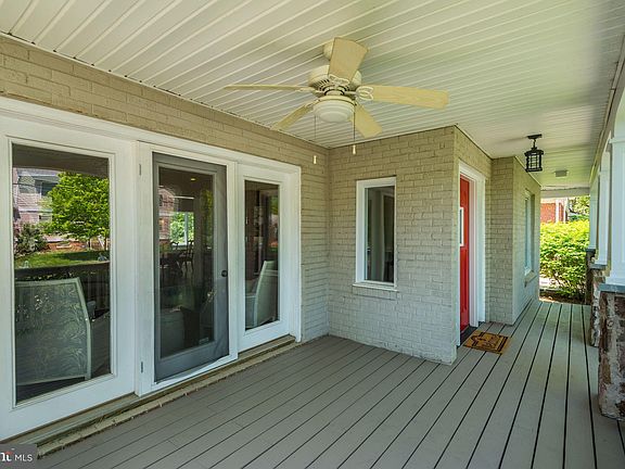 3rd image of 1005 Kennedy St