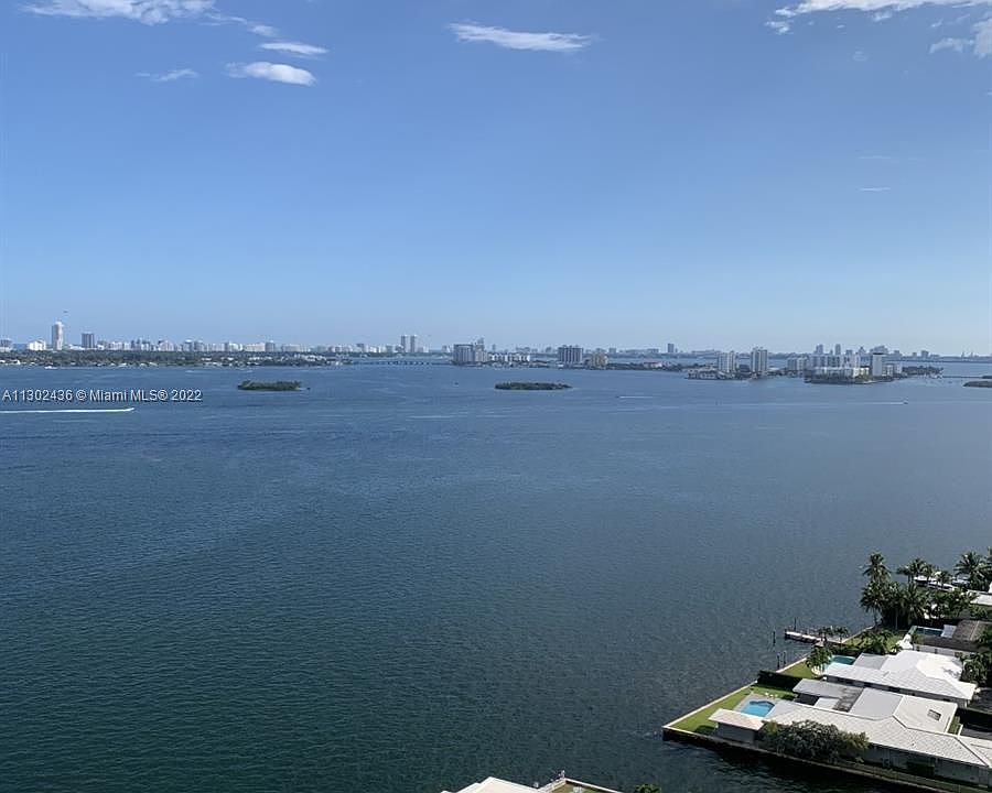 1st image of 4000 Towerside Ter Ph 8