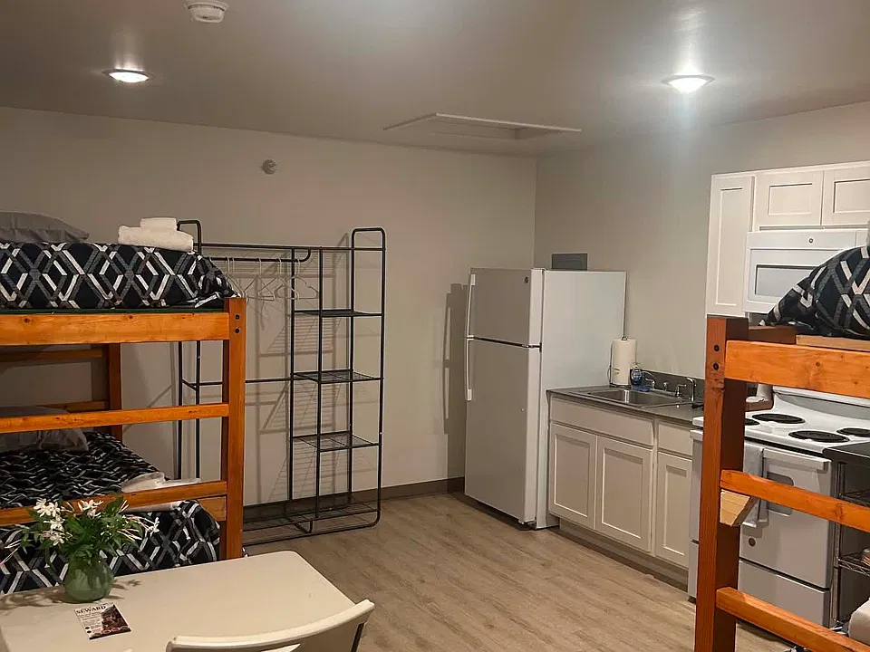 11385 Seward Hwy